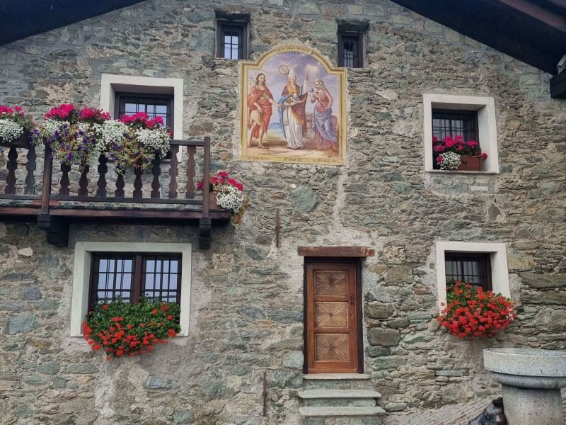 poi-casa-bugeat-fiorela-1774860754